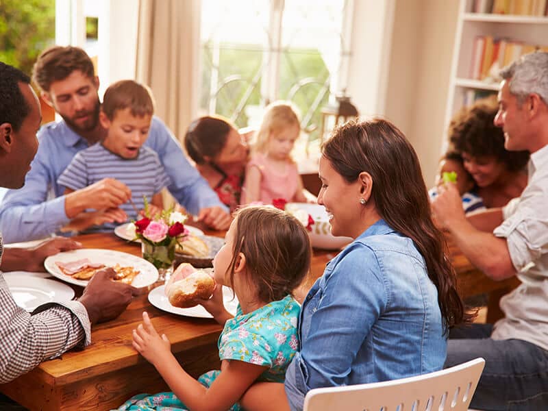 5 Ways to Bring Back Family Meals | Make Family Dinner a Priority | How